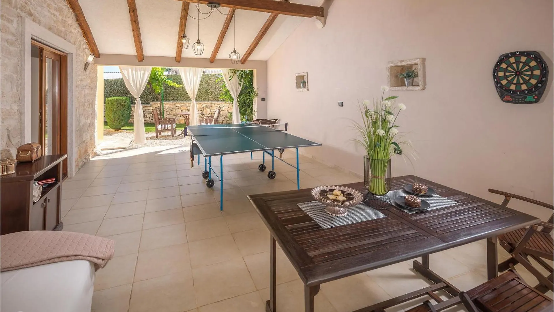 Gorgeous Home In Bokordici With Wifi