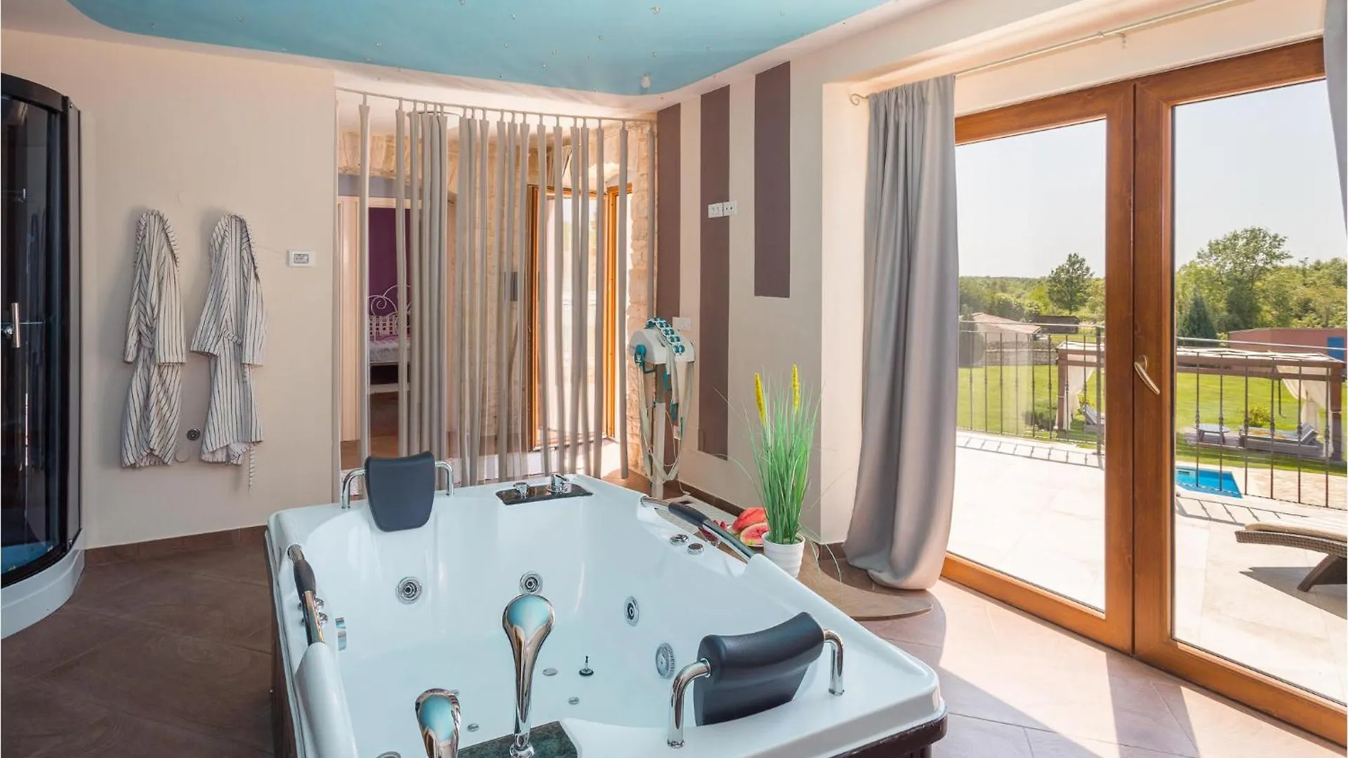 Gorgeous Home In Bokordici With Wifi