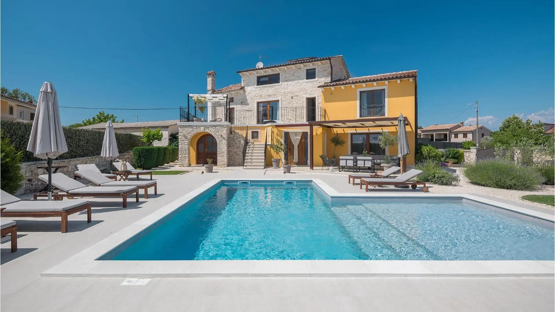 Contatos de Gorgeous Home In Bokordici With Wifi